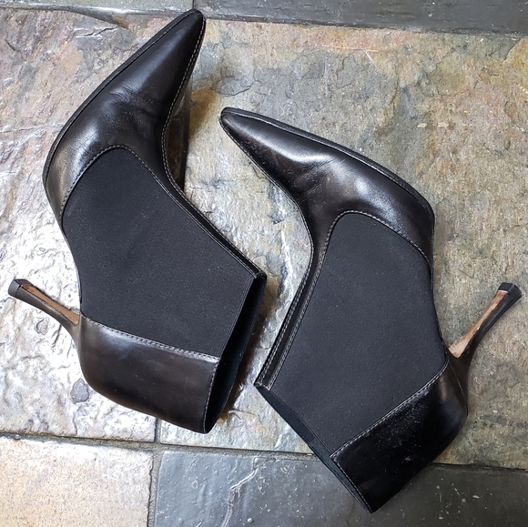 Manolo Blahnik ankle high heels boots - Picture 3 of 9